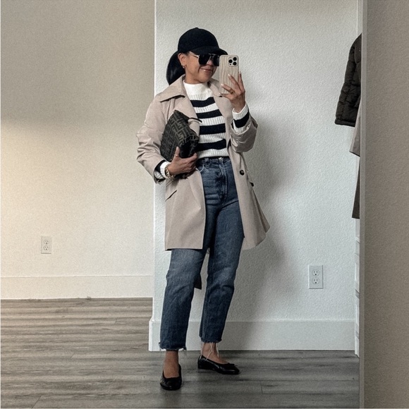 Beige Short Trench Coat (L, XL) - Picture 6 of 9